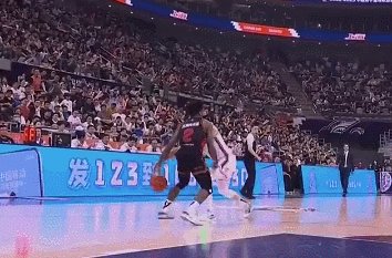 连续离谱失误葬送胜利 江苏上海生死战令人看不懂