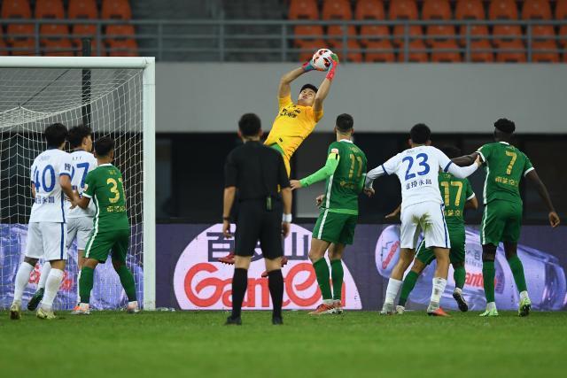 电竞平台-进球大战！外援狂飙打进5球 沧州对阵浙江6战不败